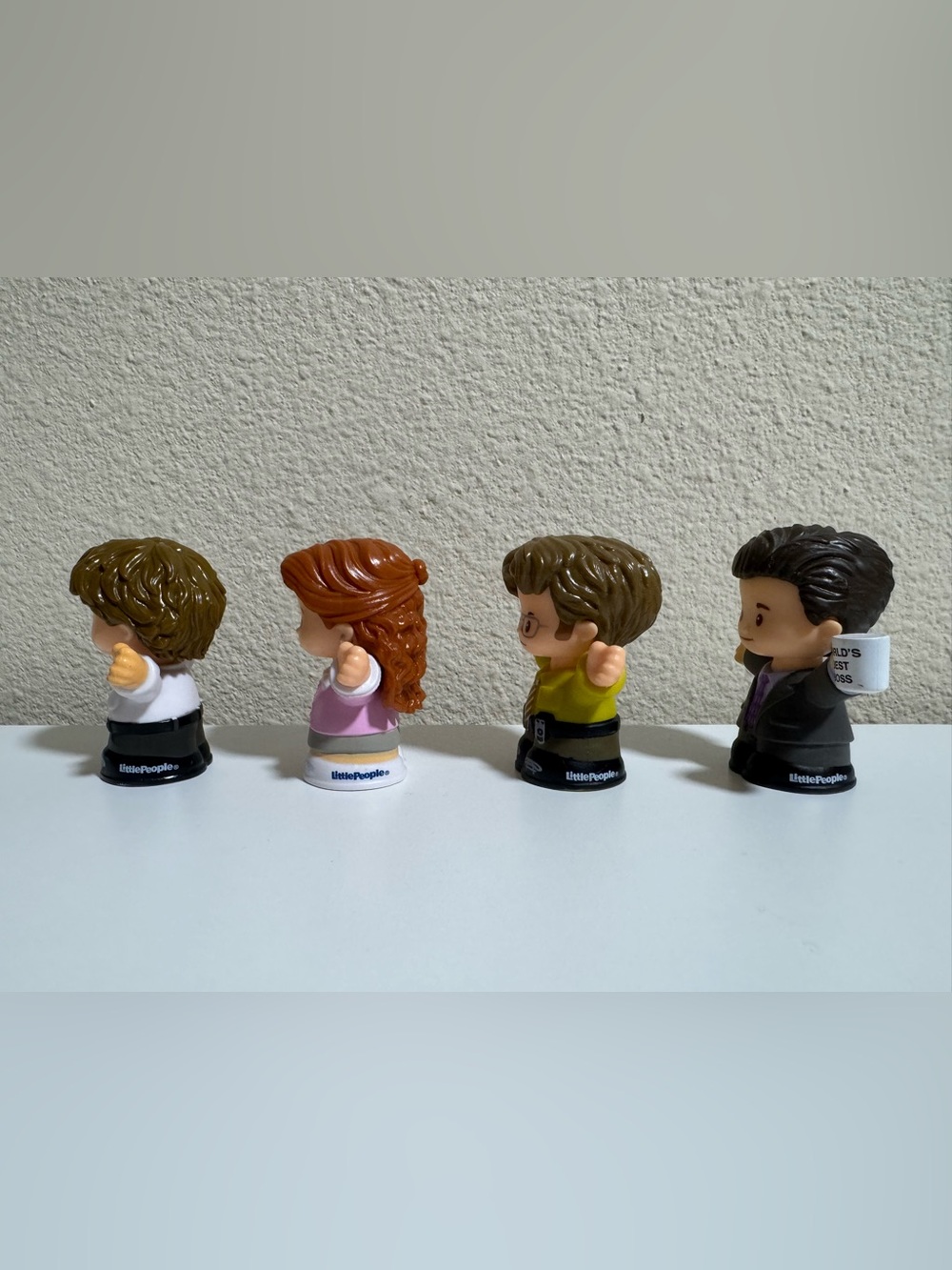Fisher-Price Little People - The Office Figures - set of 4 - Picture 4 of 4